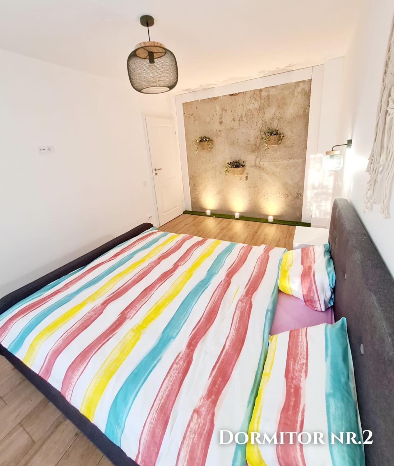 Eden Apartment Cluj Napoca Bagian luar foto
